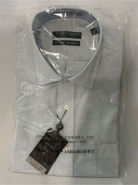 Forsyth of Canada Men's Light Blue Checked Tailored Fit Dress Shirt